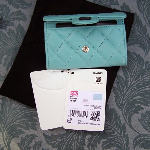 RARE NWT CHANEL Turquoise Flap Card Holder WITH BOX - Picture 5 of 12